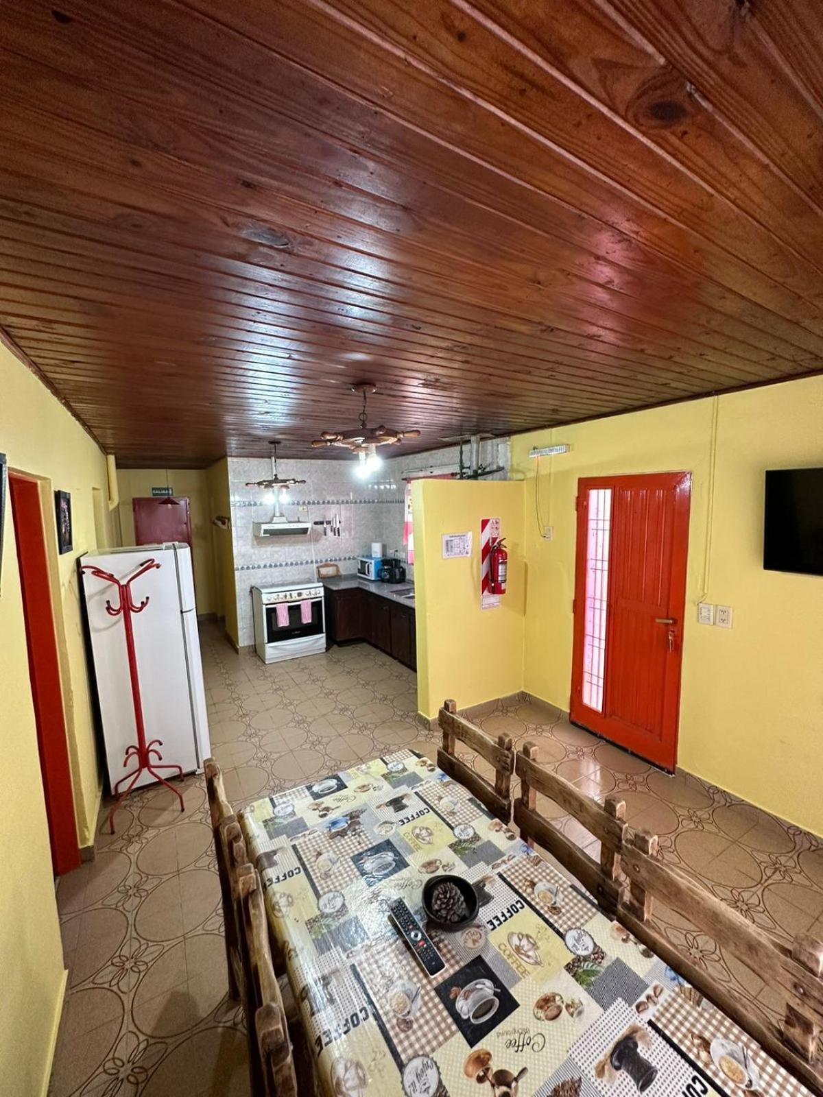 Hospedaje Formosa El Calafate Ngoại thất bức ảnh